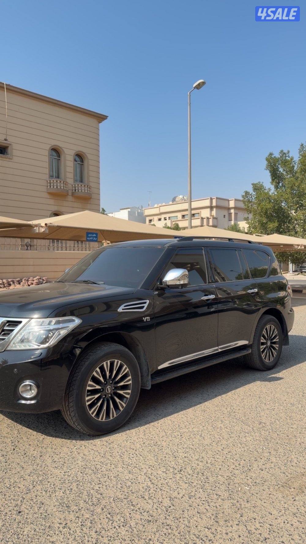 للبيع نيسان باترول او للبدل معا شاص اربع بيبان1