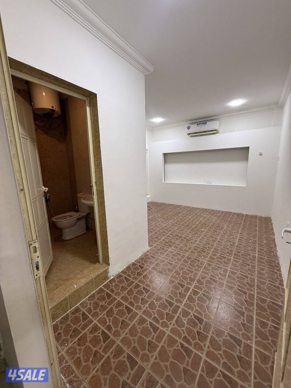 للبيع جاخور بقطعه ٩4