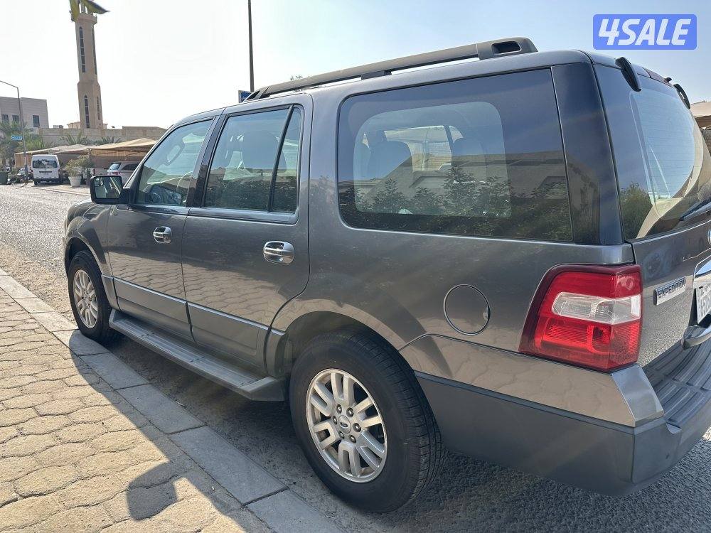 للبيع فورد اكسبدشن - موديل ٢٠١٢3