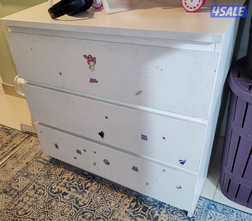 سرير ايكيا دورين 90x200 مع اغراض اخري3