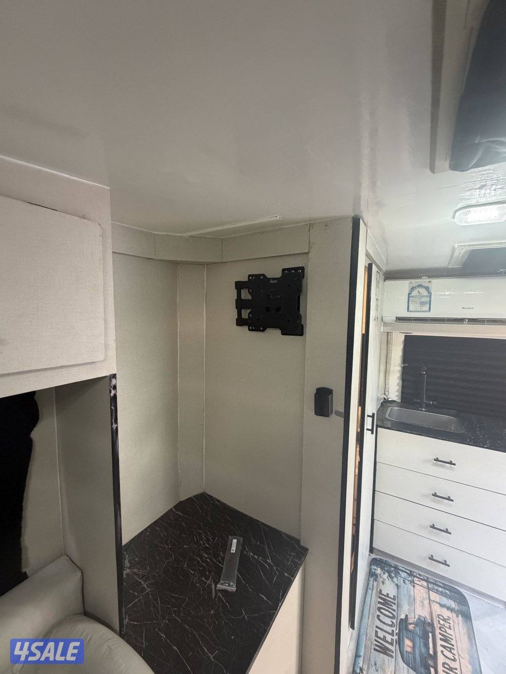 كرفان اوربي للبيع  التواصل وتساب8