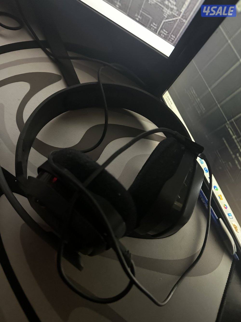 بيسي + شاشتين +ماوس +كيبورد +ستاند شاشه +مايك3