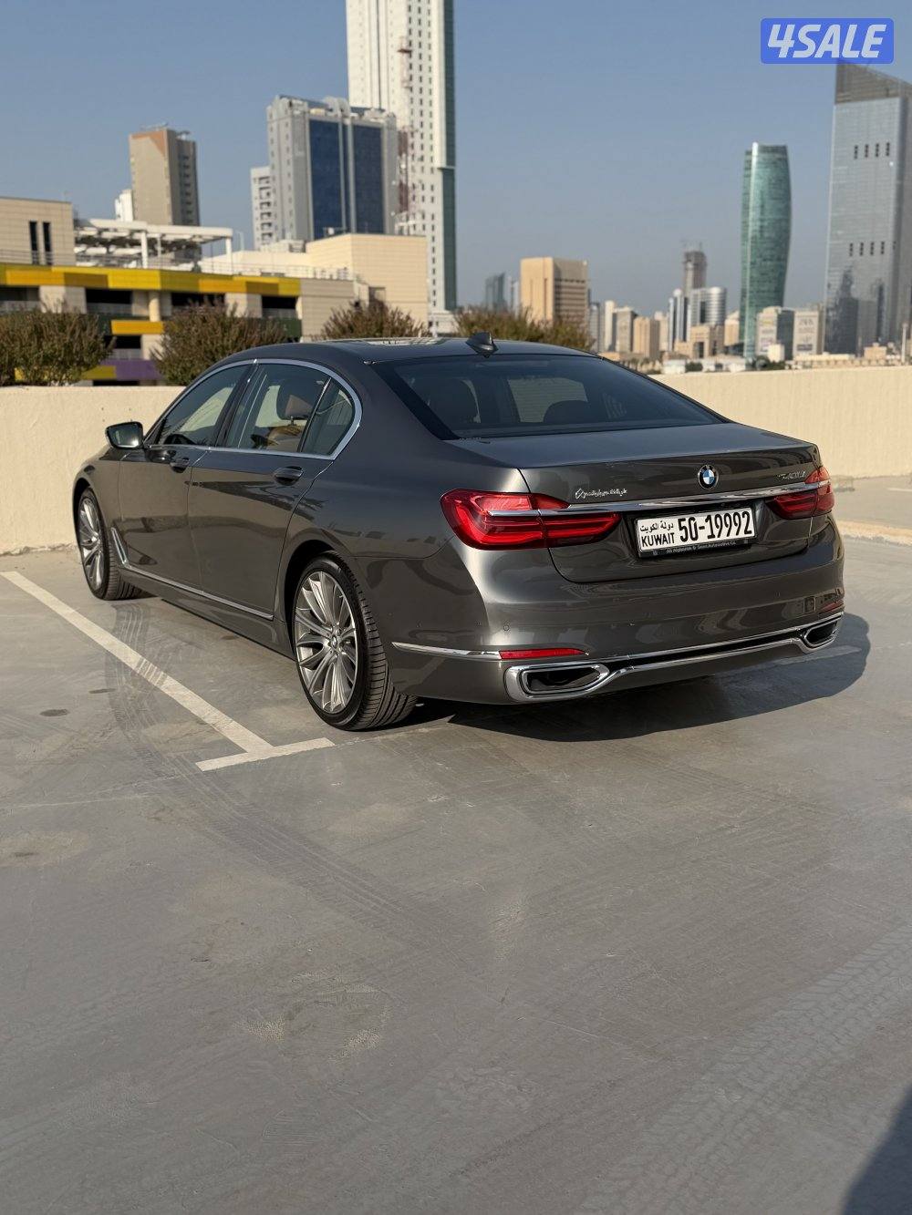 BMW 740LI عداد 63 الـف3