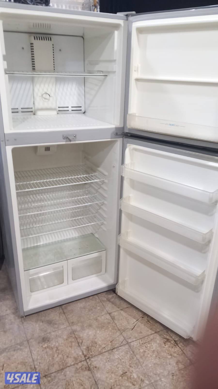 للبيع جميع انواع الثلاجات المستعمله بحاله ممتازه مع التوصيل والكفاله3