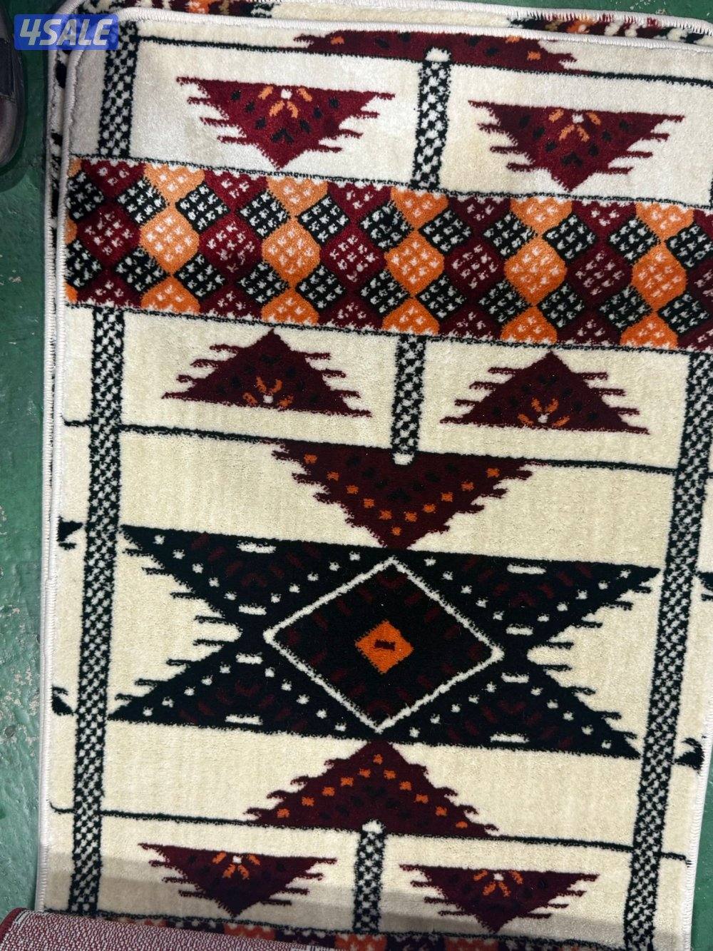 سجاد حفر يدوي زل تركيب بلاستيك بلجيكي نعلات عشب صناعي7