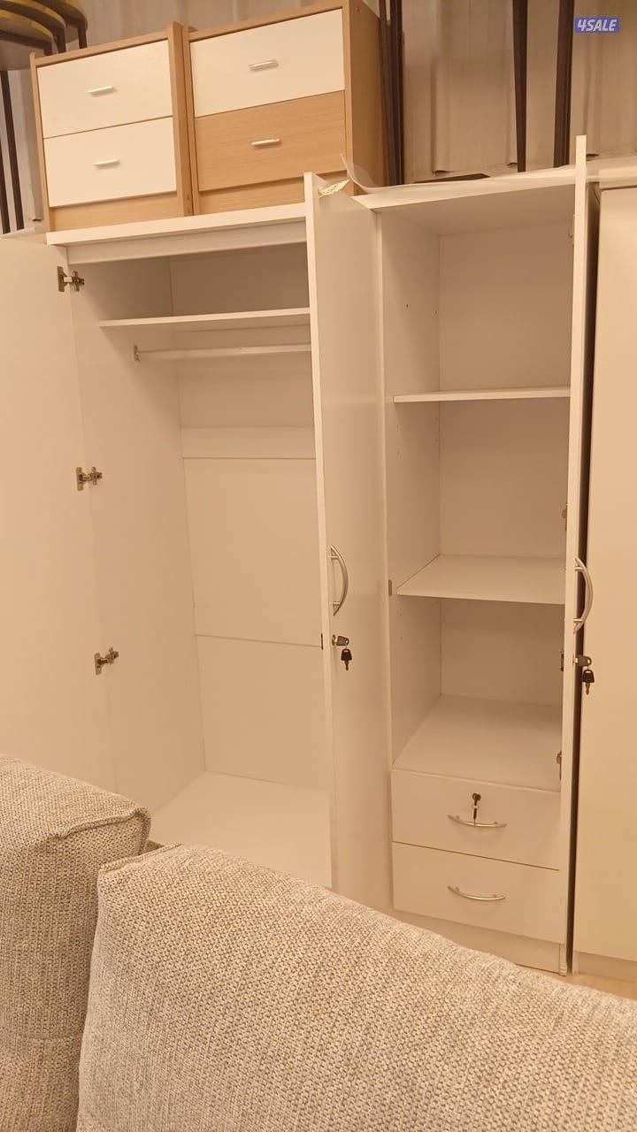 كبتات للبيع ٢ باب ارفف وعلاق ب٤٥ دينار جديد2