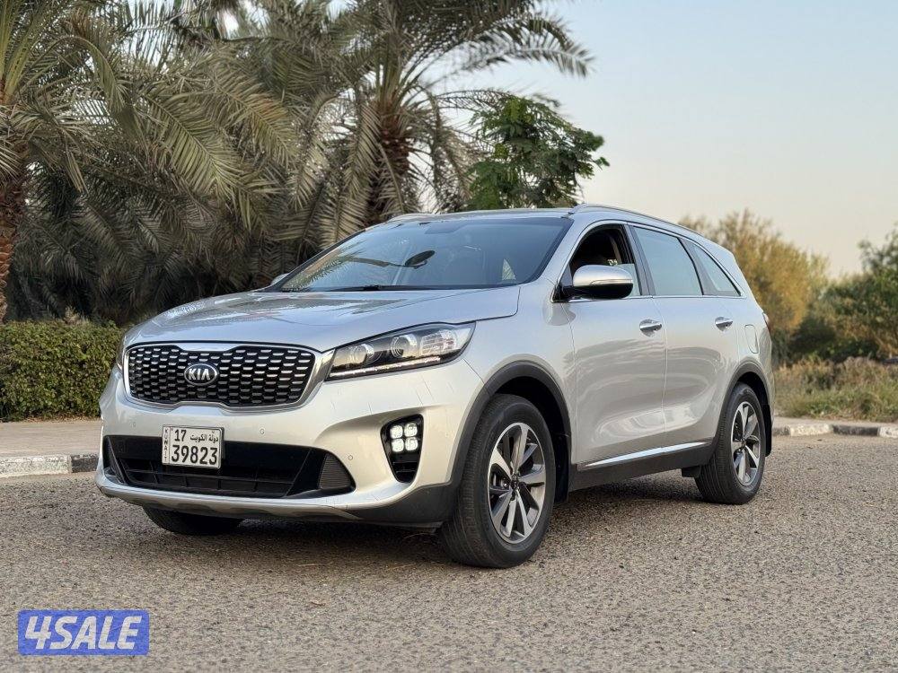 للبيع كيا سورينتو 2020 - صبغ الوكاله - ماشي 66 ألف - بحالة الوكاله0