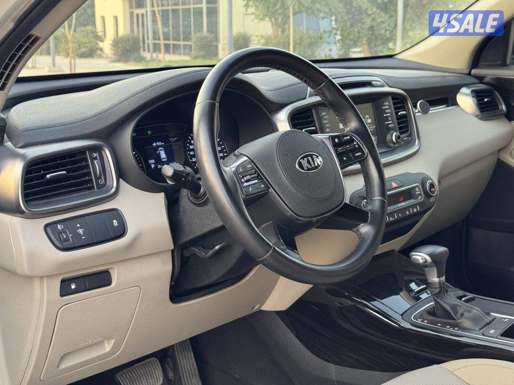 للبيع كيا سورينتو 2020 - صبغ الوكاله - ماشي 66 ألف - بحالة الوكاله3