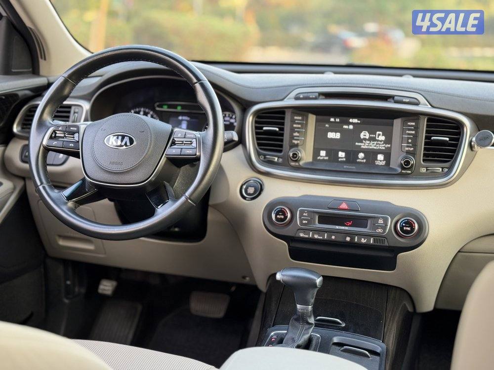 للبيع كيا سورينتو 2020 - صبغ الوكاله - ماشي 66 ألف - بحالة الوكاله5