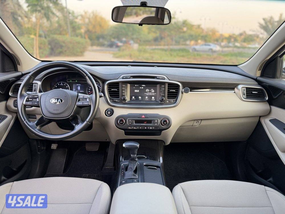 للبيع كيا سورينتو 2020 - صبغ الوكاله - ماشي 66 ألف - بحالة الوكاله9