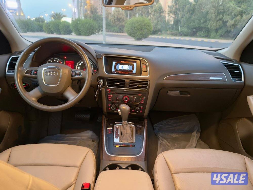 للبيع أودي Q5 موديل 2013 - ماشي 112 ألف - صبغ الوكاله8