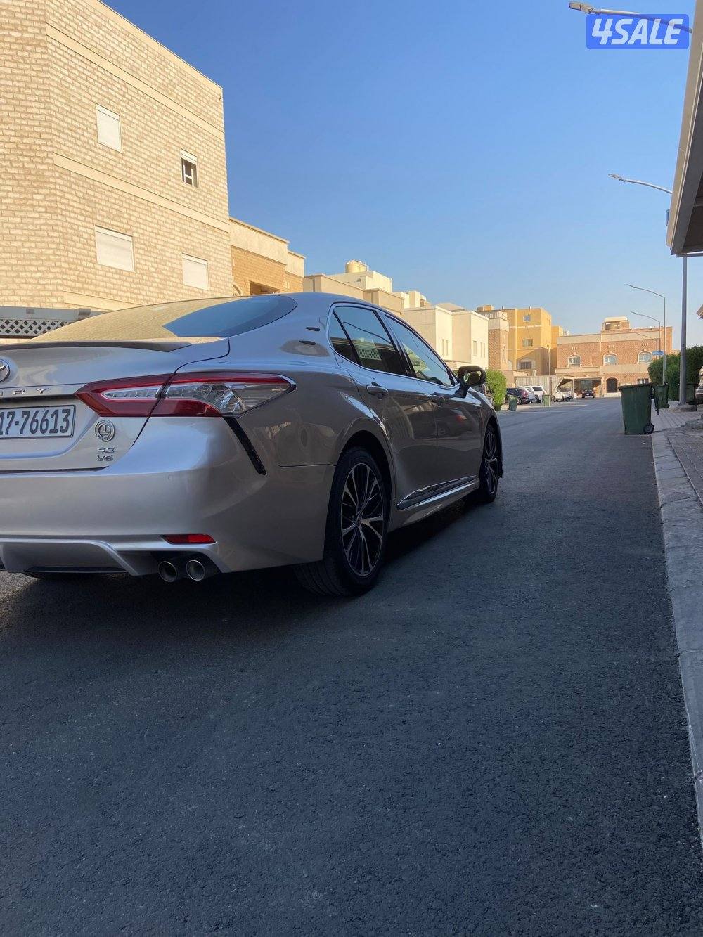 كامري SE ٢٠٢٠ الساير عداد ١٣٠ ألف شرط الفحص صبغ وكاله ماعدا قطعه كامل3