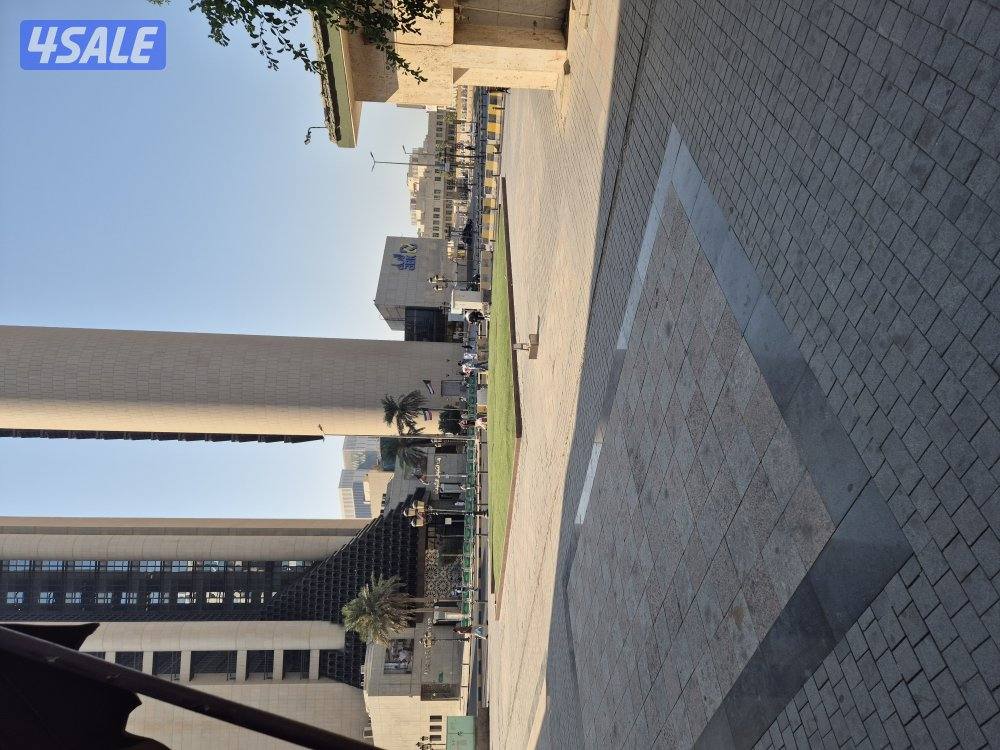 للبيع محل خلو موقع مميز واجار مناسب جدا بجانب مدخل بلوكات ومواقف ومسجد0