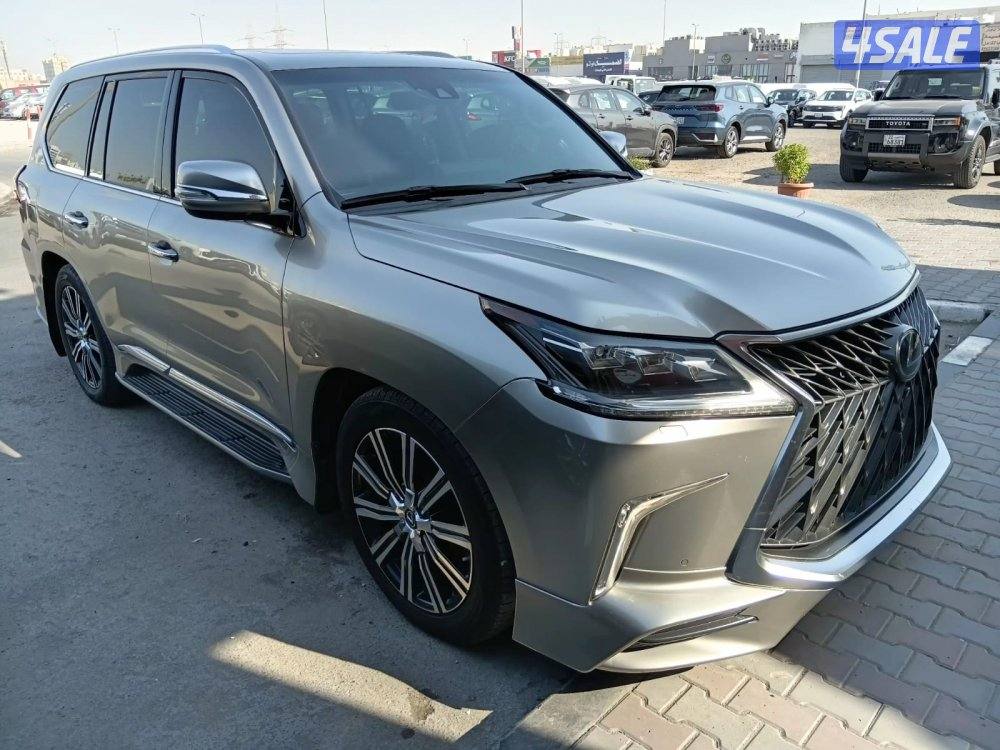 لكزس S LX570 موديل ٢٠١٨ الساير عداد ١١٩ ألف شرط الفحص قير مكينه شاصي0