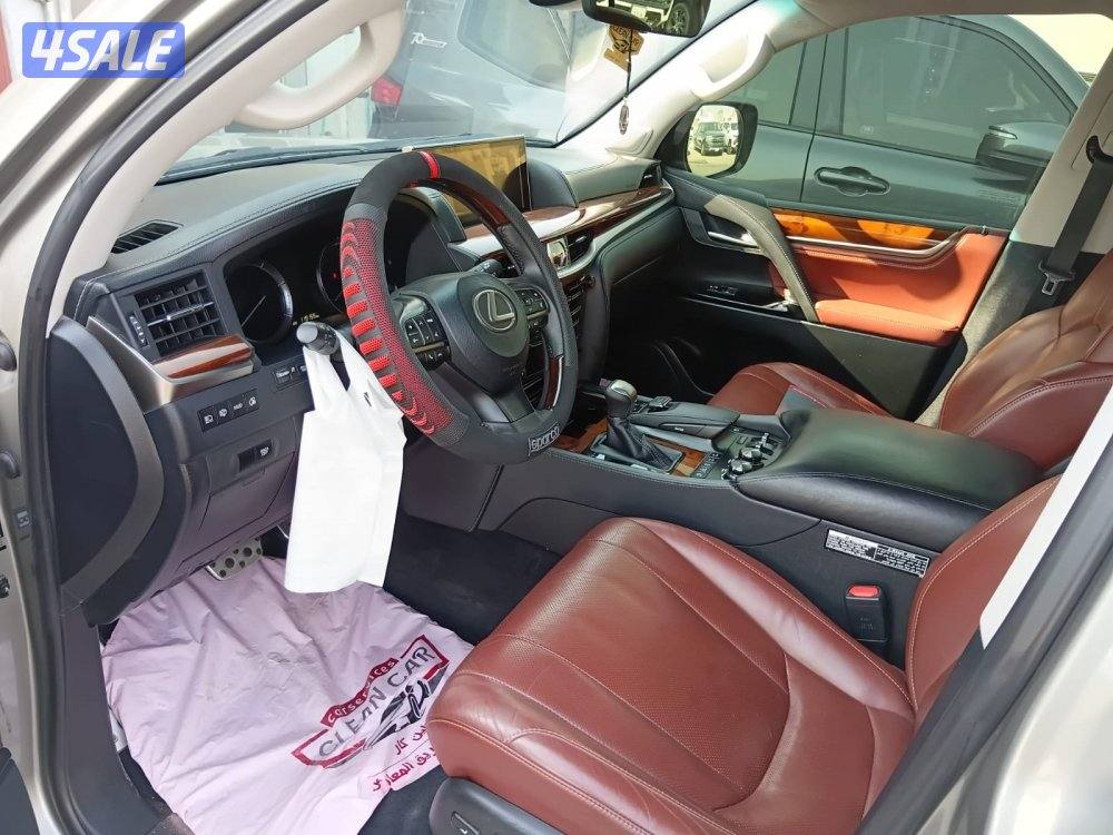لكزس S LX570 موديل ٢٠١٨ الساير عداد ١١٩ ألف شرط الفحص قير مكينه شاصي4