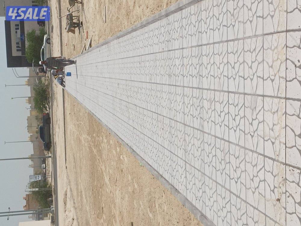 معلم فني لتوريد وتركيب جميع انواع البلاط المتداخل والكربستون وتنسيق ال6