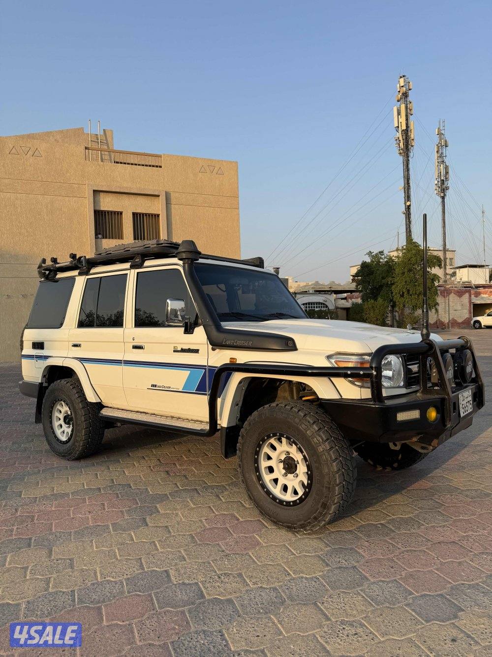 للبيع تيوتا نص0