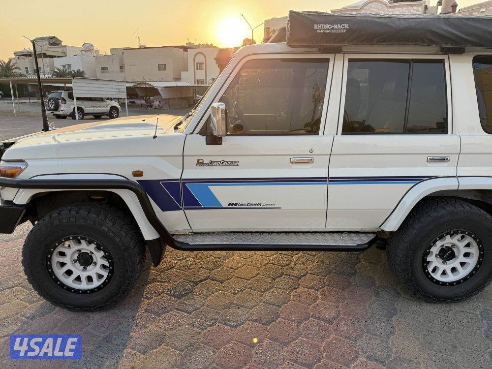 للبيع تيوتا نص5