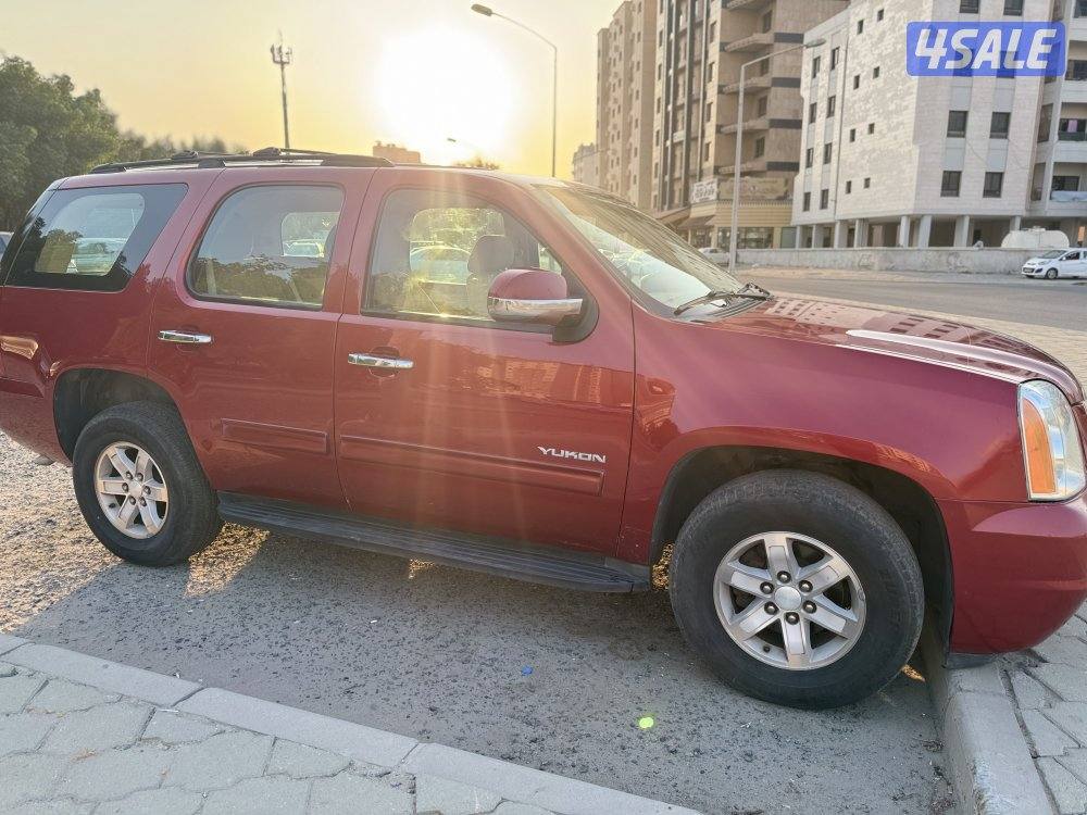 للبيع جي إم سي يوكن8