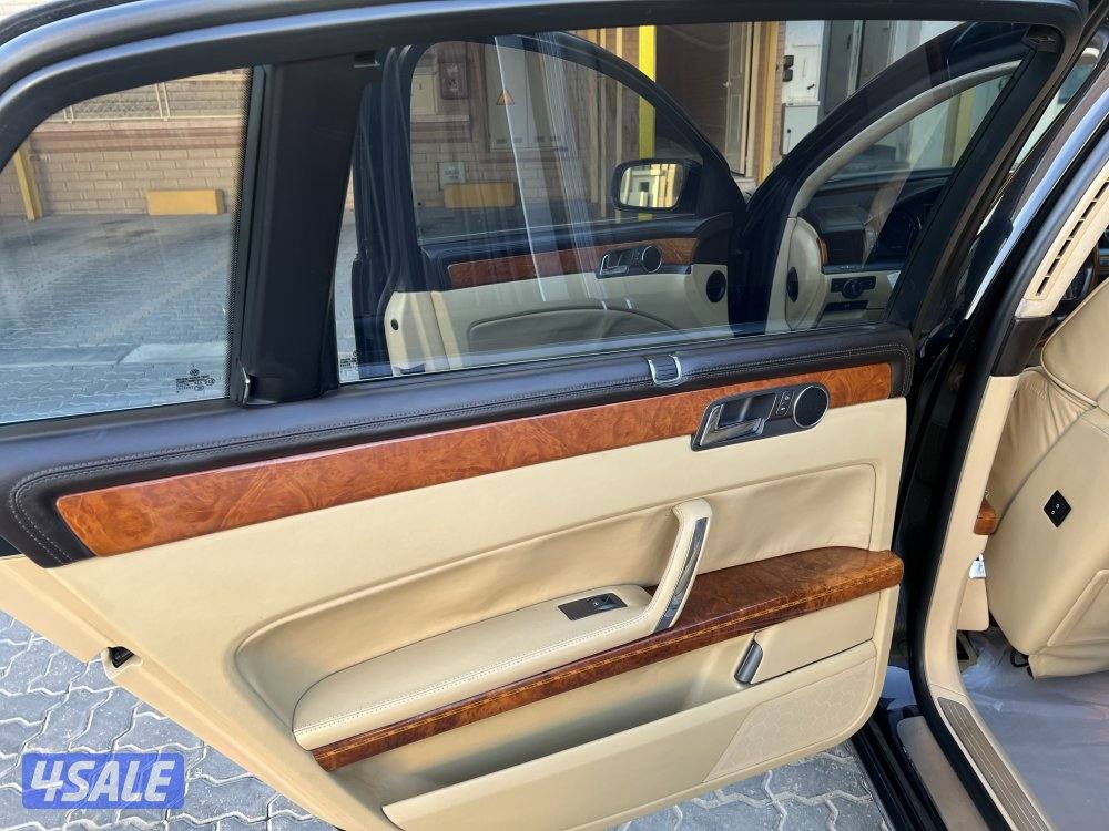 فولكسفاغن ڤيتون ٢٠٠٦ ماشي ١٠٤ الف ١٢ سلندر بحالة ممتازه ونظيفه ونادرة8