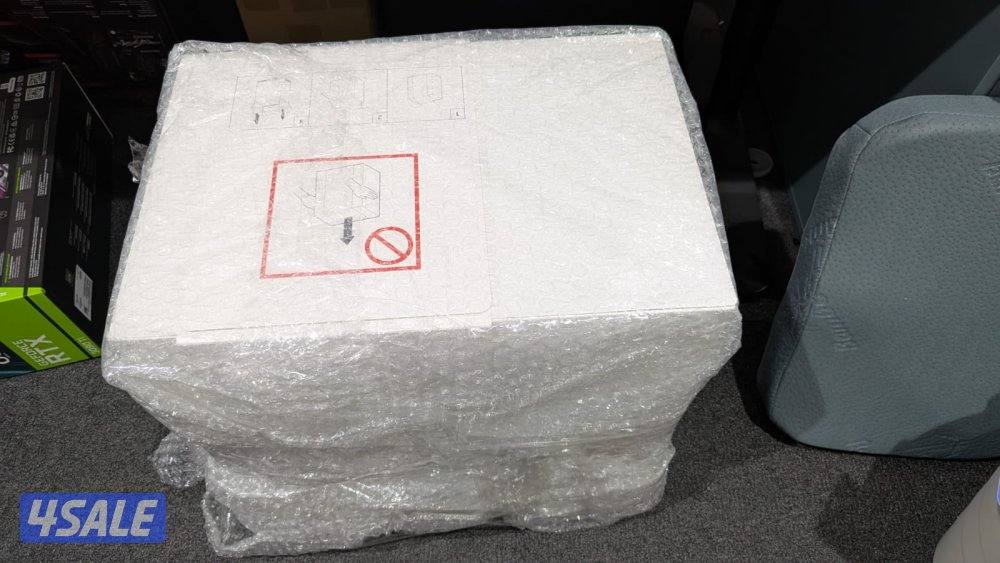 PS5 Pro – 30th Anniversary Ultra Rare Edition – Brand New – Only Piece5