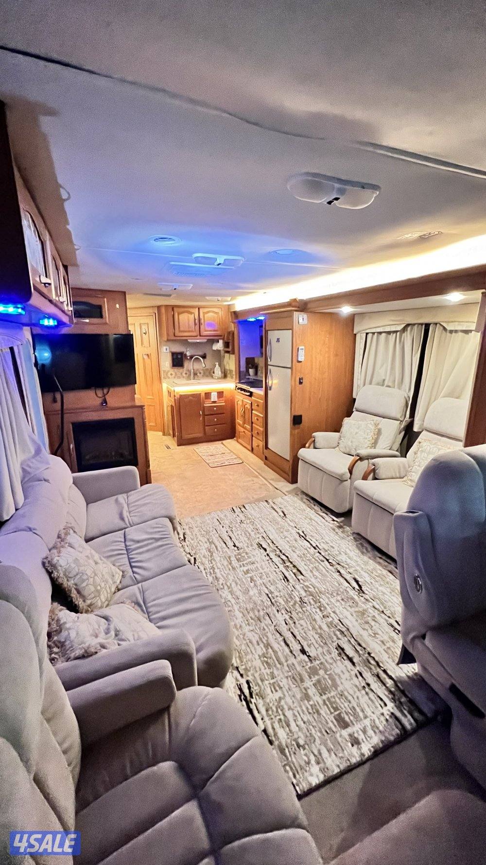 كرفان أمريكي1