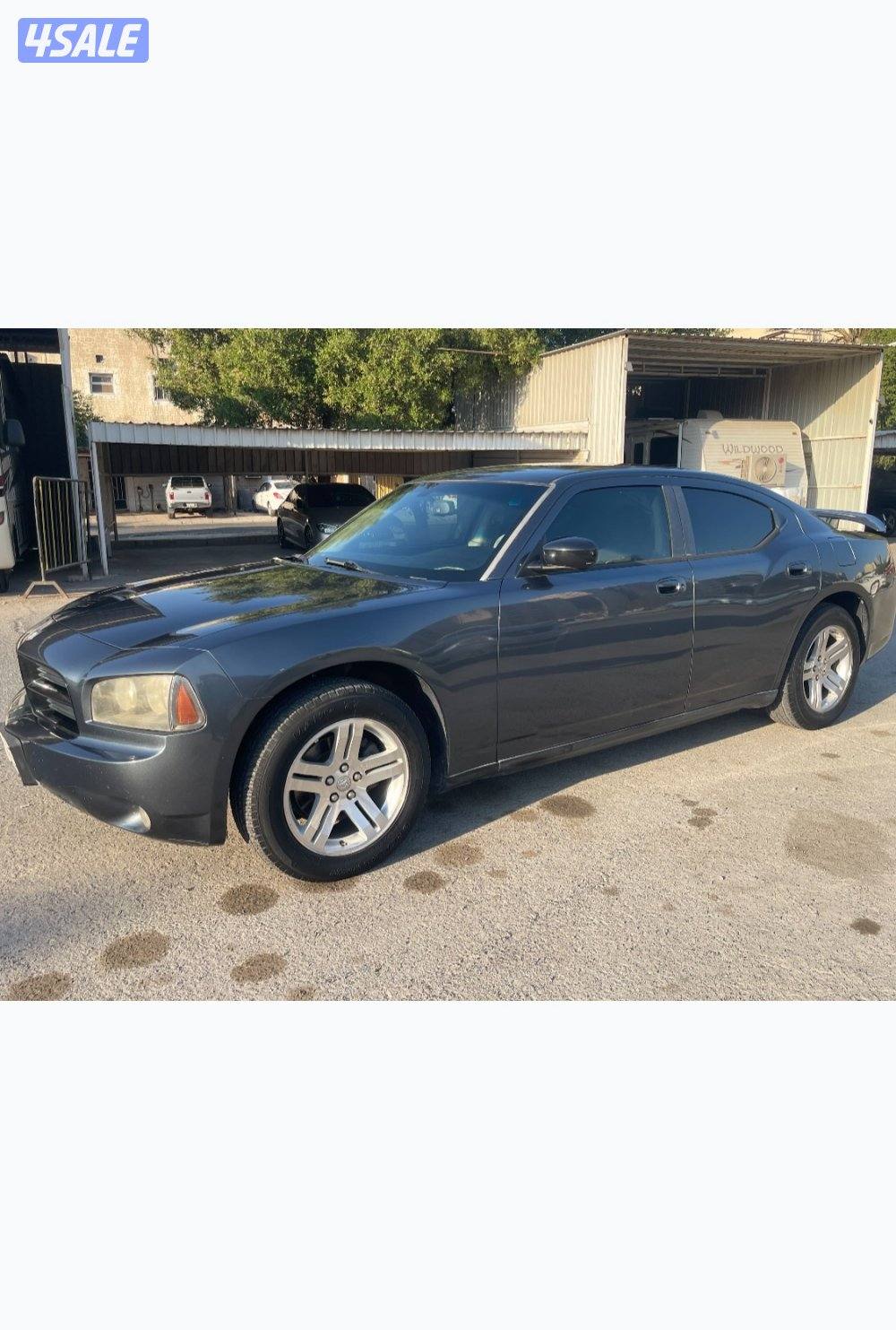 للبيع دوج جارجر - موديل 2007 - 6 سلندر - وارده الوكالة الملا0