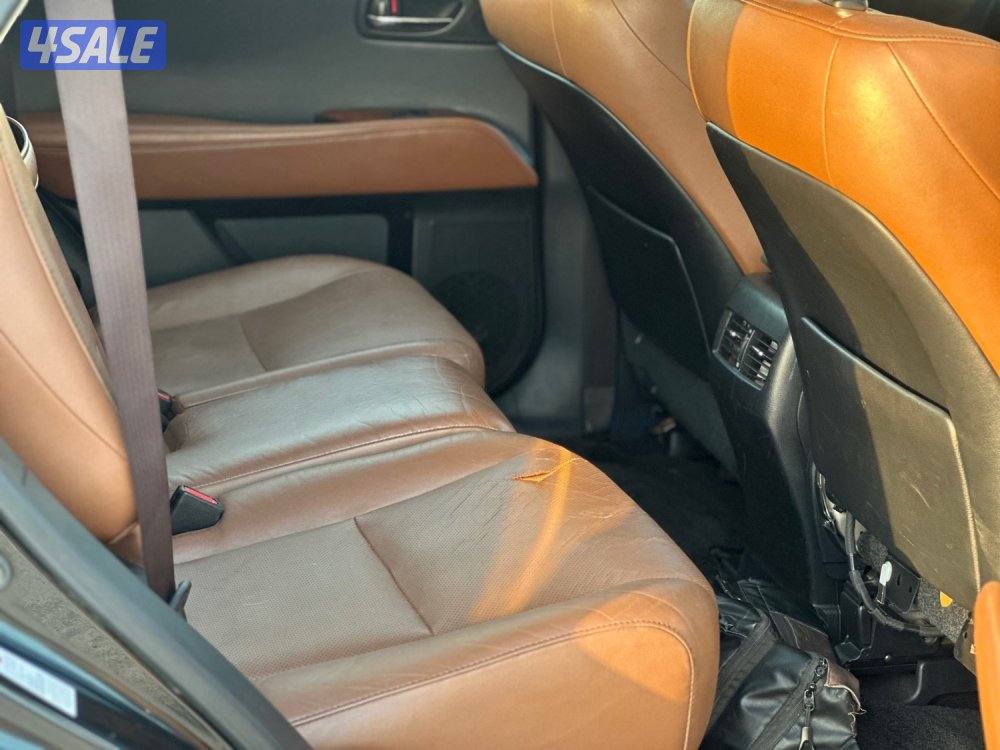 للبيع لكزس RX350 وارد الوكالة الساير4