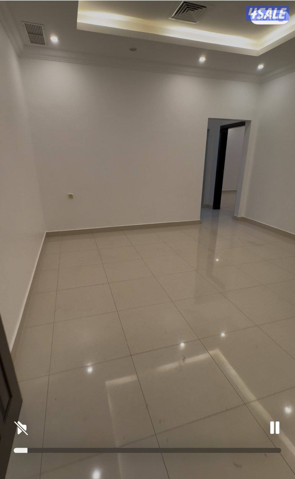 شقه للايجار في جابر الاحمد  ق2 من المالك0