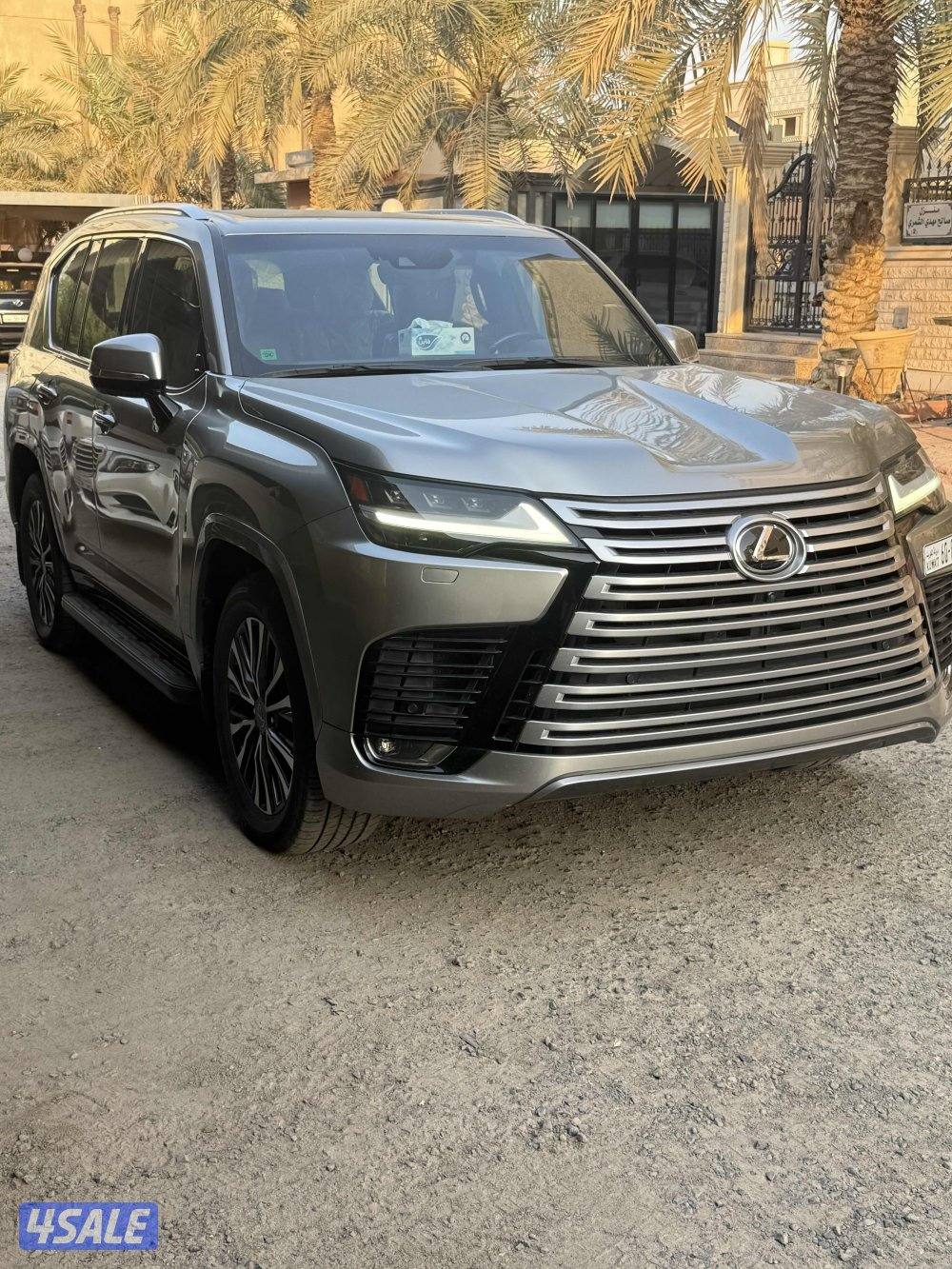 لكزس lx 600 الدرجة الثانية وكالة الكويت تحت الكفالة4