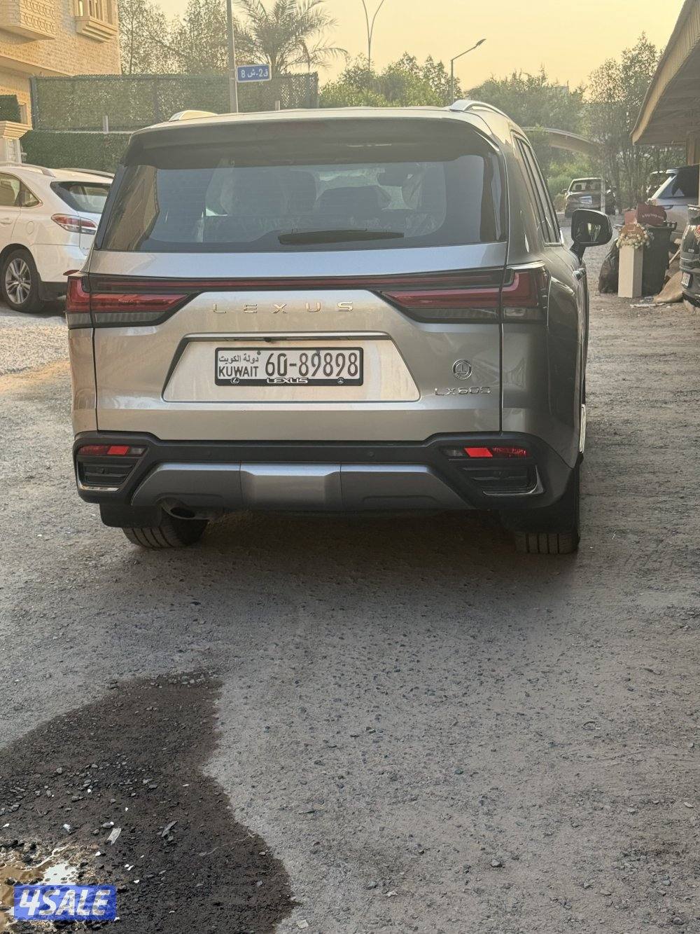 لكزس lx 600 الدرجة الثانية وكالة الكويت تحت الكفالة2