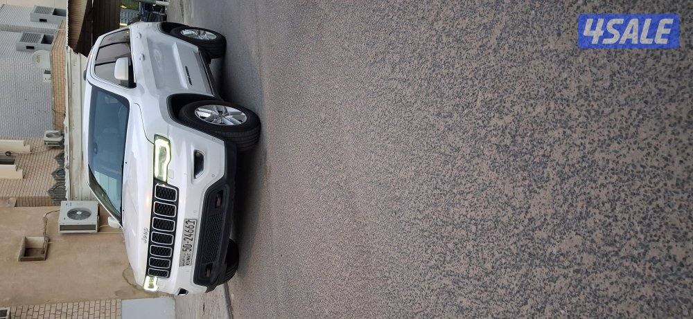 للبيع جيب لاريدو0