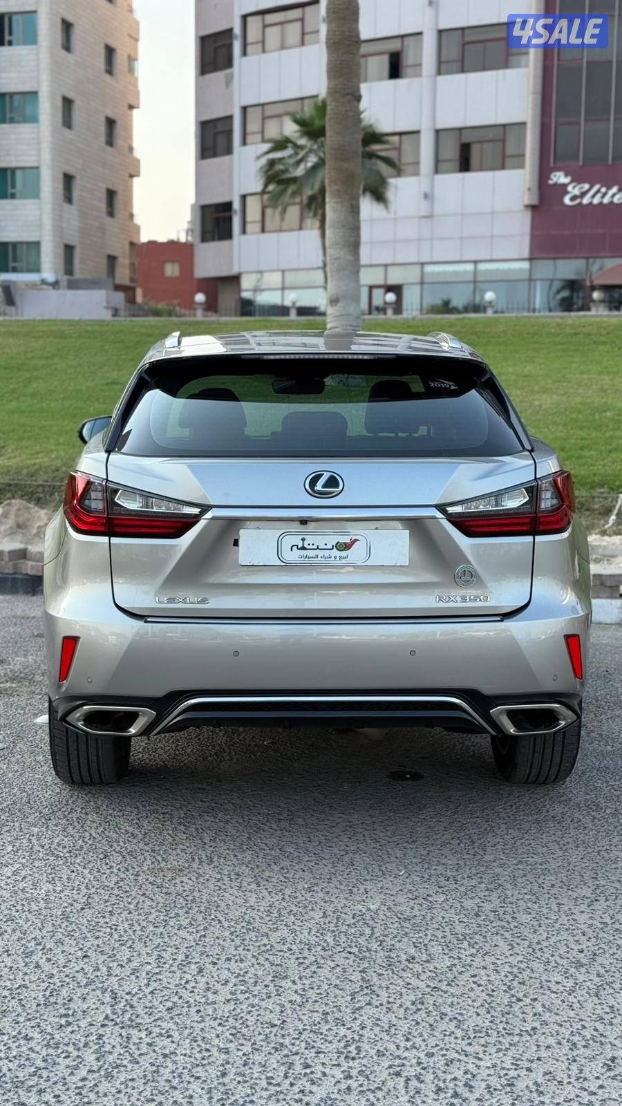 لكزس RX350 موديل 2019 // داخليه باللون الاحمر7