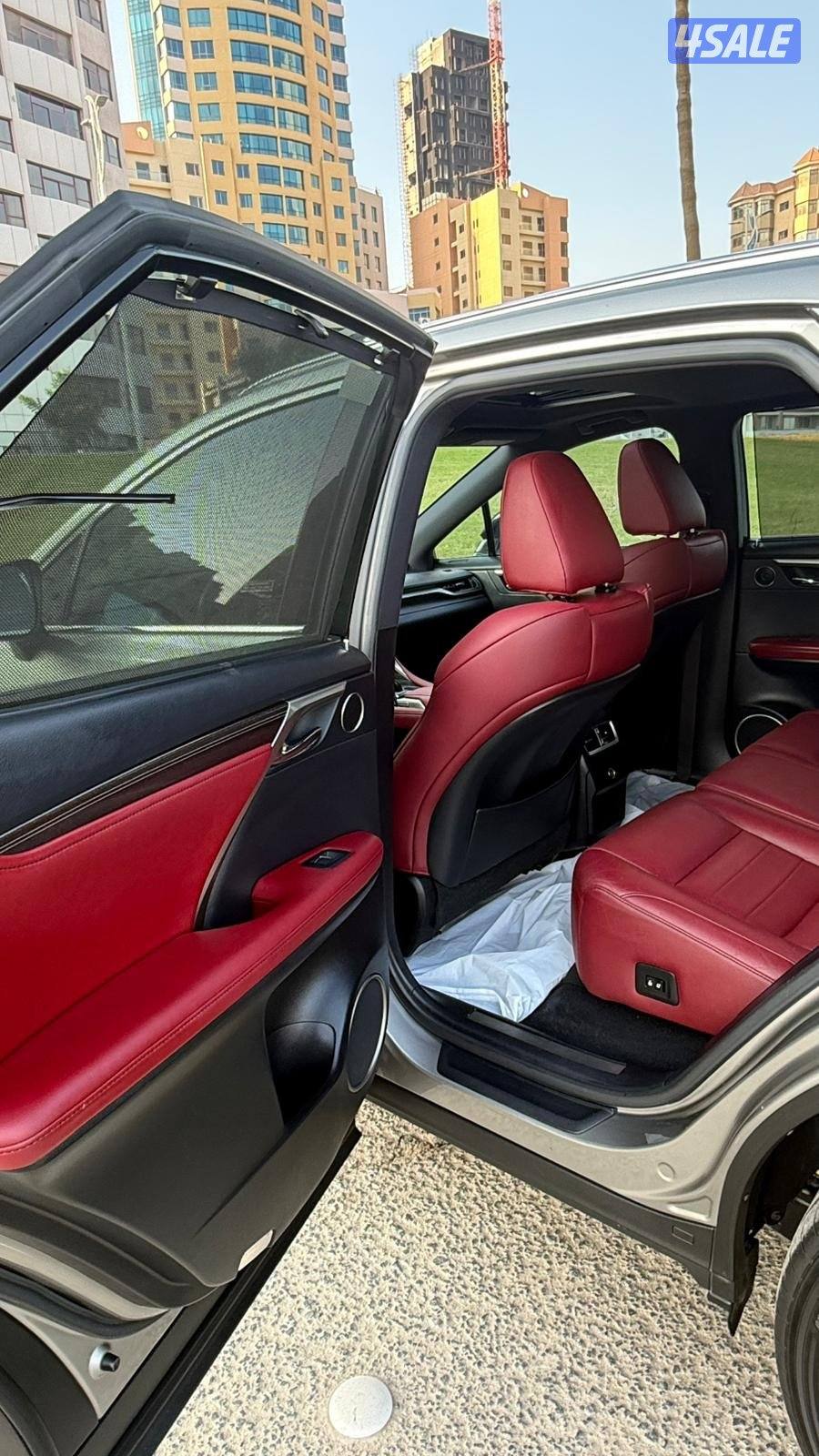 لكزس RX350 موديل 2019 // داخليه باللون الاحمر13