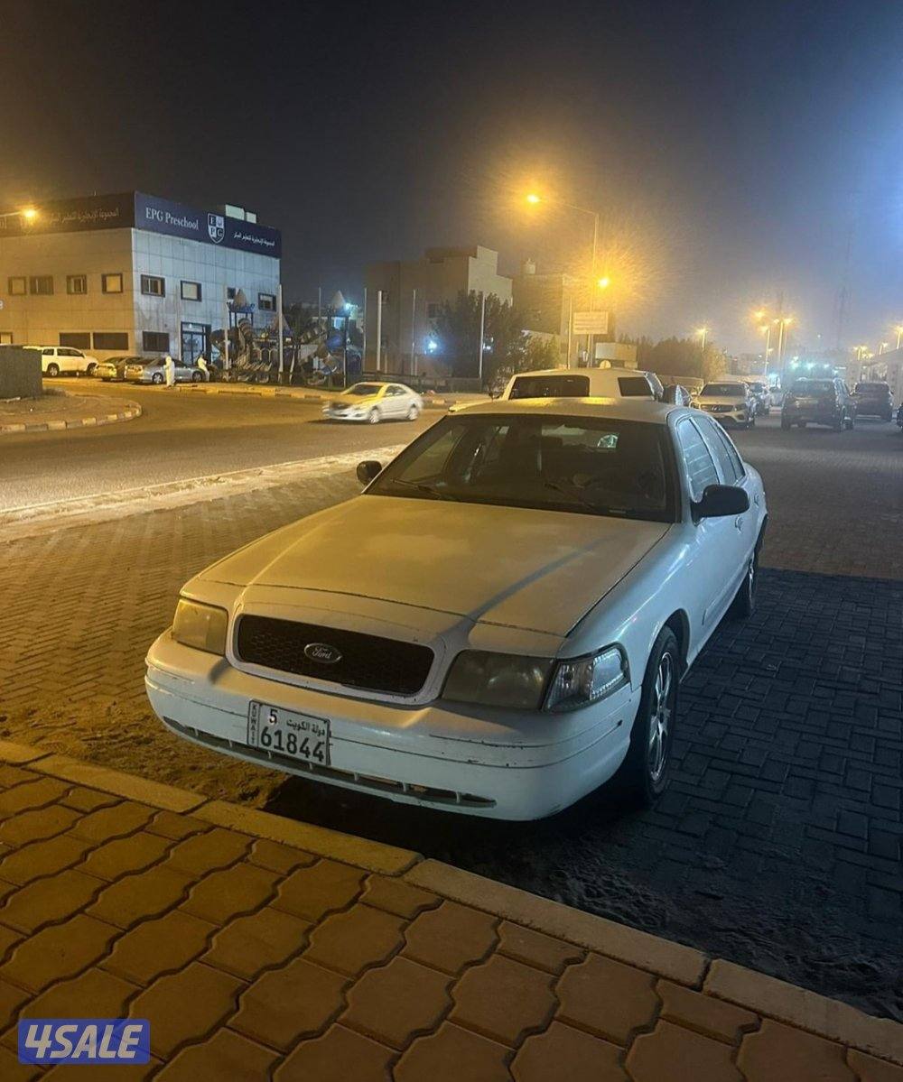 للبيع كراون فكتوريا موديل 20000