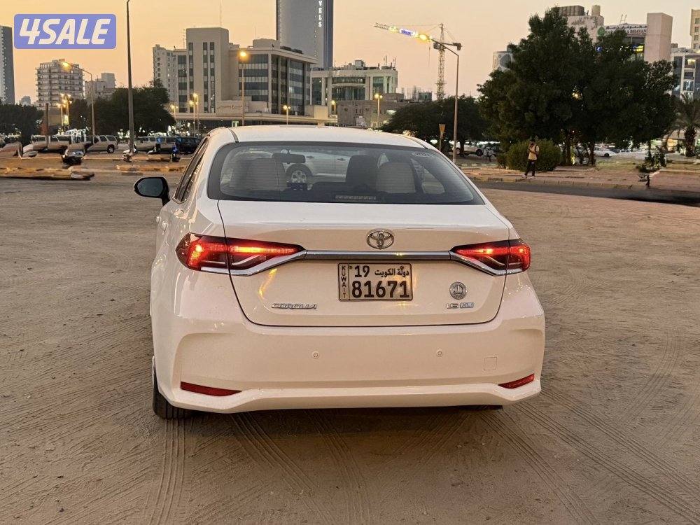 للبيع تويوتا كورولا XLi موديل 2021 - ماكينه 1.6 CC3