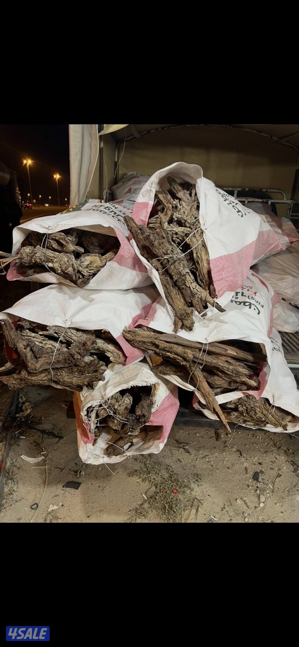 للبيع جميع أنواع الحطب السعودي8