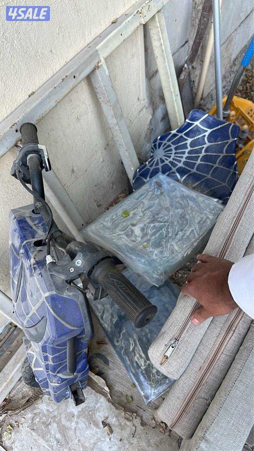 للبيع مجموعة قواري اطفال و سكوترات8