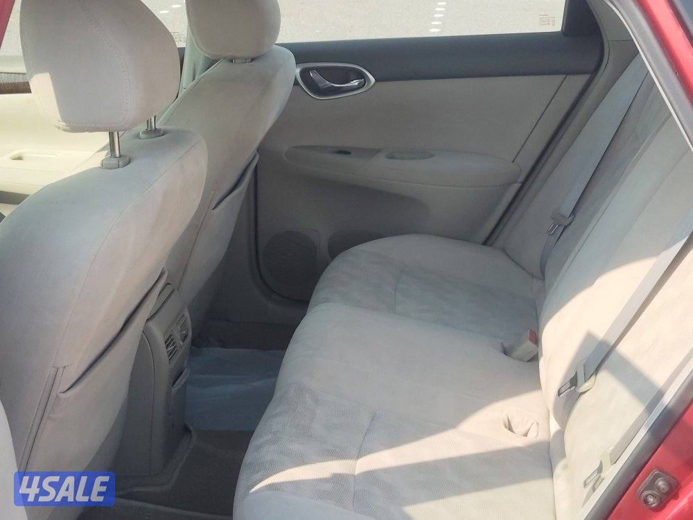 نيسان سنترا موديل٢٠١٣ عنابي عداد ٢١٤ الف بحاله ممتازة7