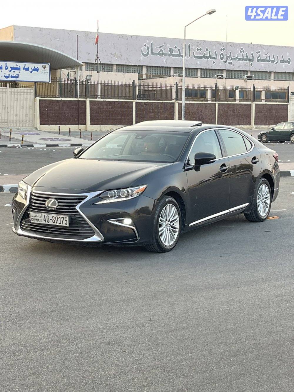 للبيع لكزس es3500