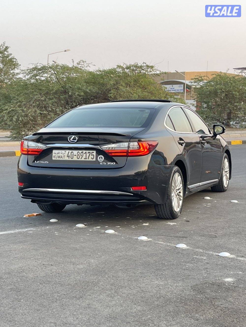 للبيع لكزس es3502