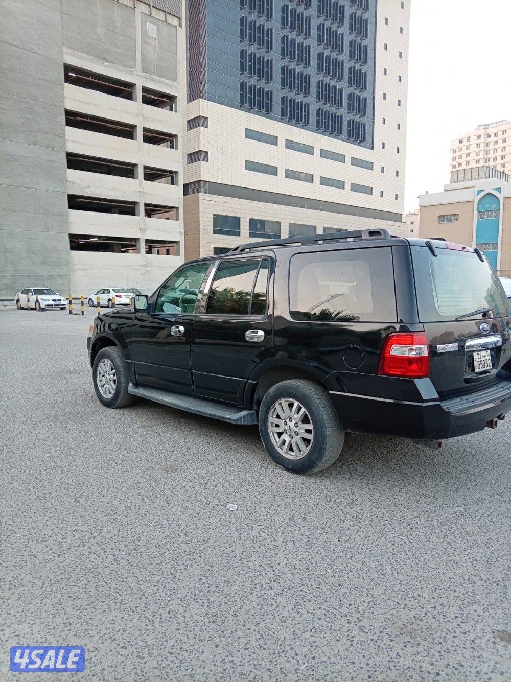 فورد إكسبديشن 2013 شرط الفحص بالكامل عداد 240 ألف4