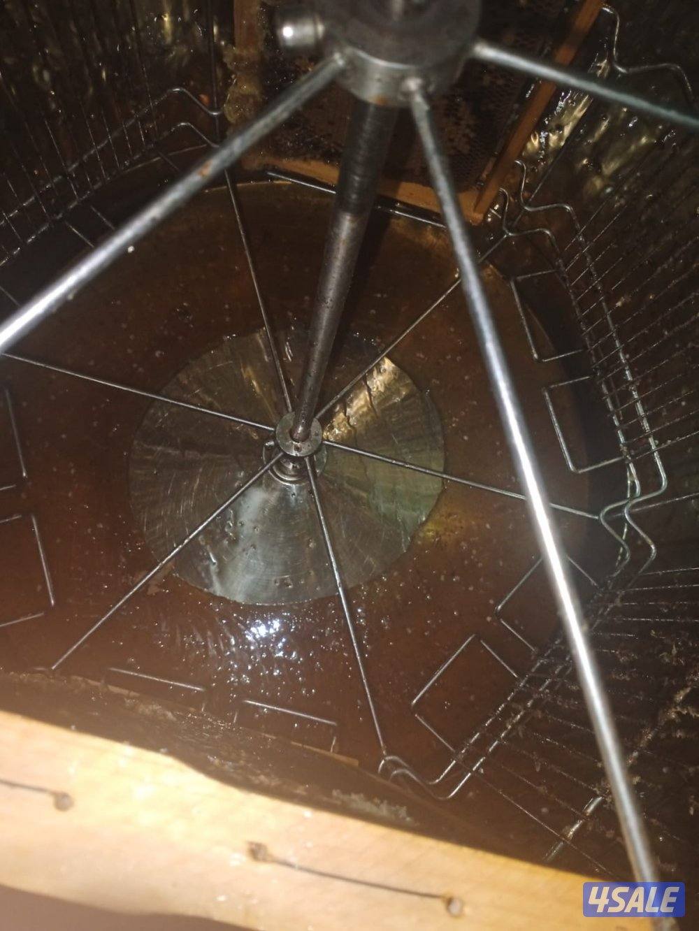 عسل سدر للبيع فرز ٢٠٢٥ مناحل حسين للعسل3