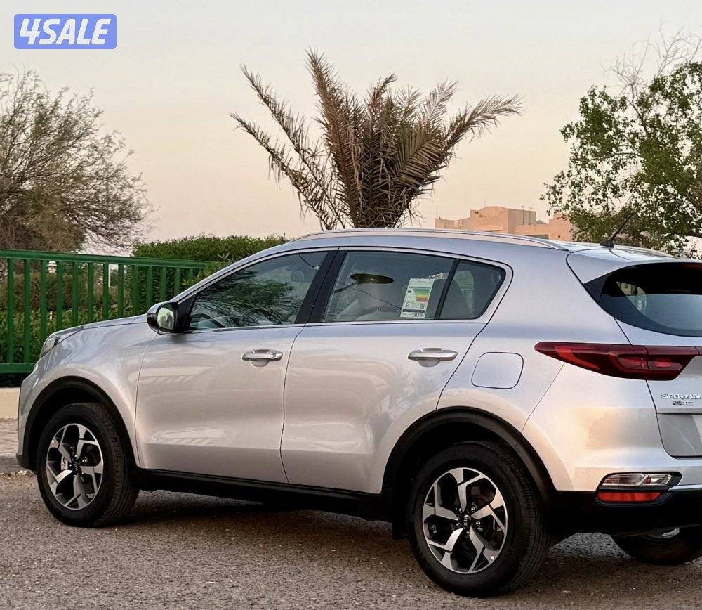 Sportage 2021 original paint except 1 pc excellent condition 2000 cc2