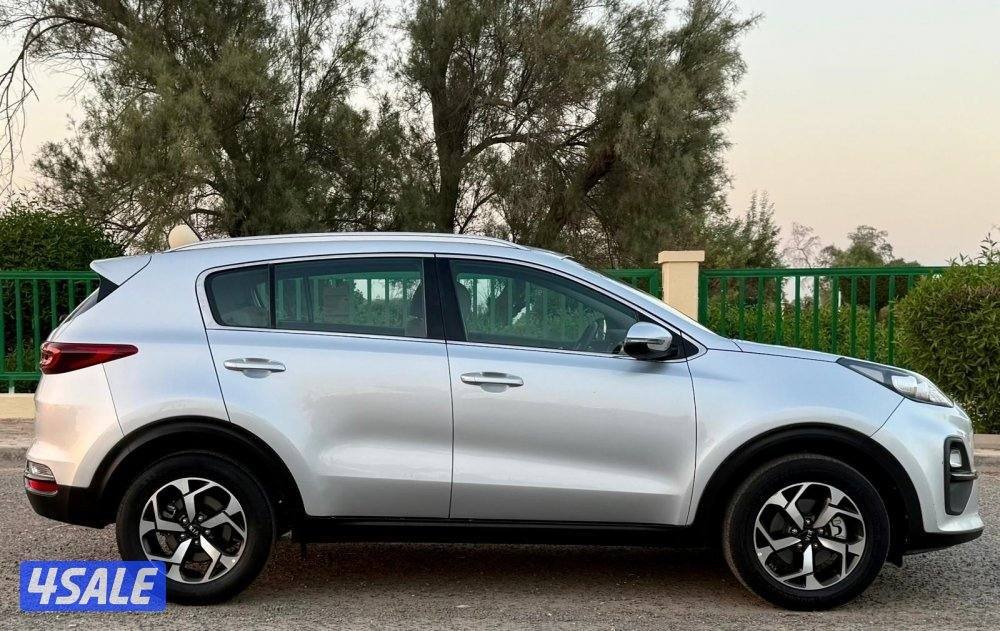 Sportage 2021 original paint except 1 pc excellent condition 2000 cc4