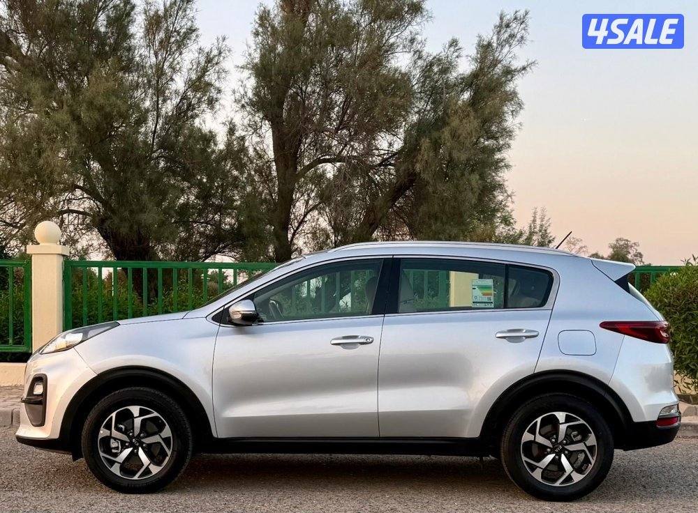 Sportage 2021 original paint except 1 pc excellent condition 2000 cc3