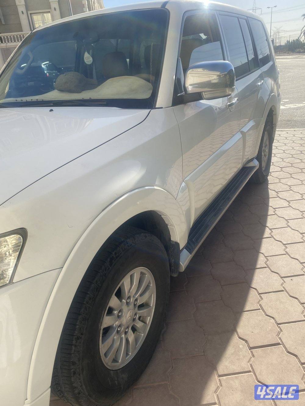 للبيع باجيرو شرط الفحص قير ماكينة شاصي مرفق الصوره ماشي ٢٩٨ ابيض اللون1