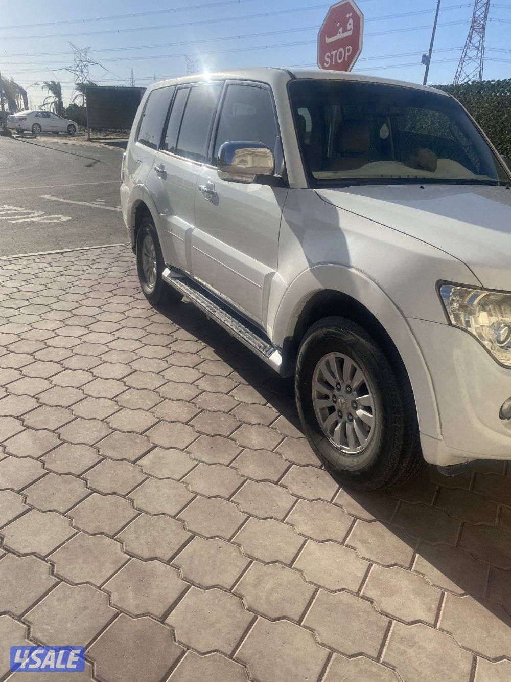 للبيع باجيرو شرط الفحص قير ماكينة شاصي مرفق الصوره ماشي ٢٩٨ ابيض اللون3