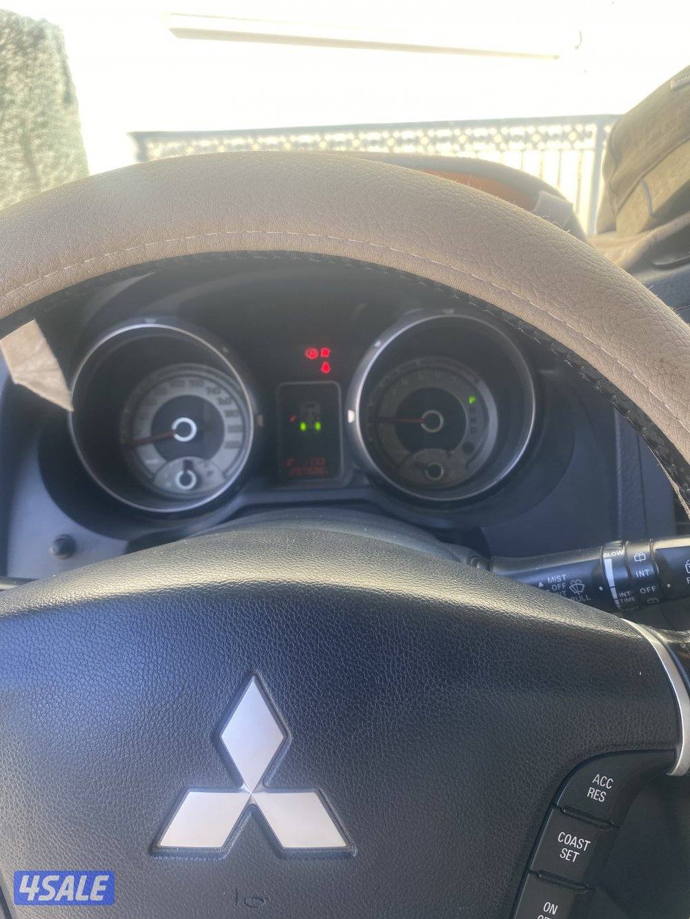 للبيع باجيرو شرط الفحص قير ماكينة شاصي مرفق الصوره ماشي ٢٩٨ ابيض اللون4