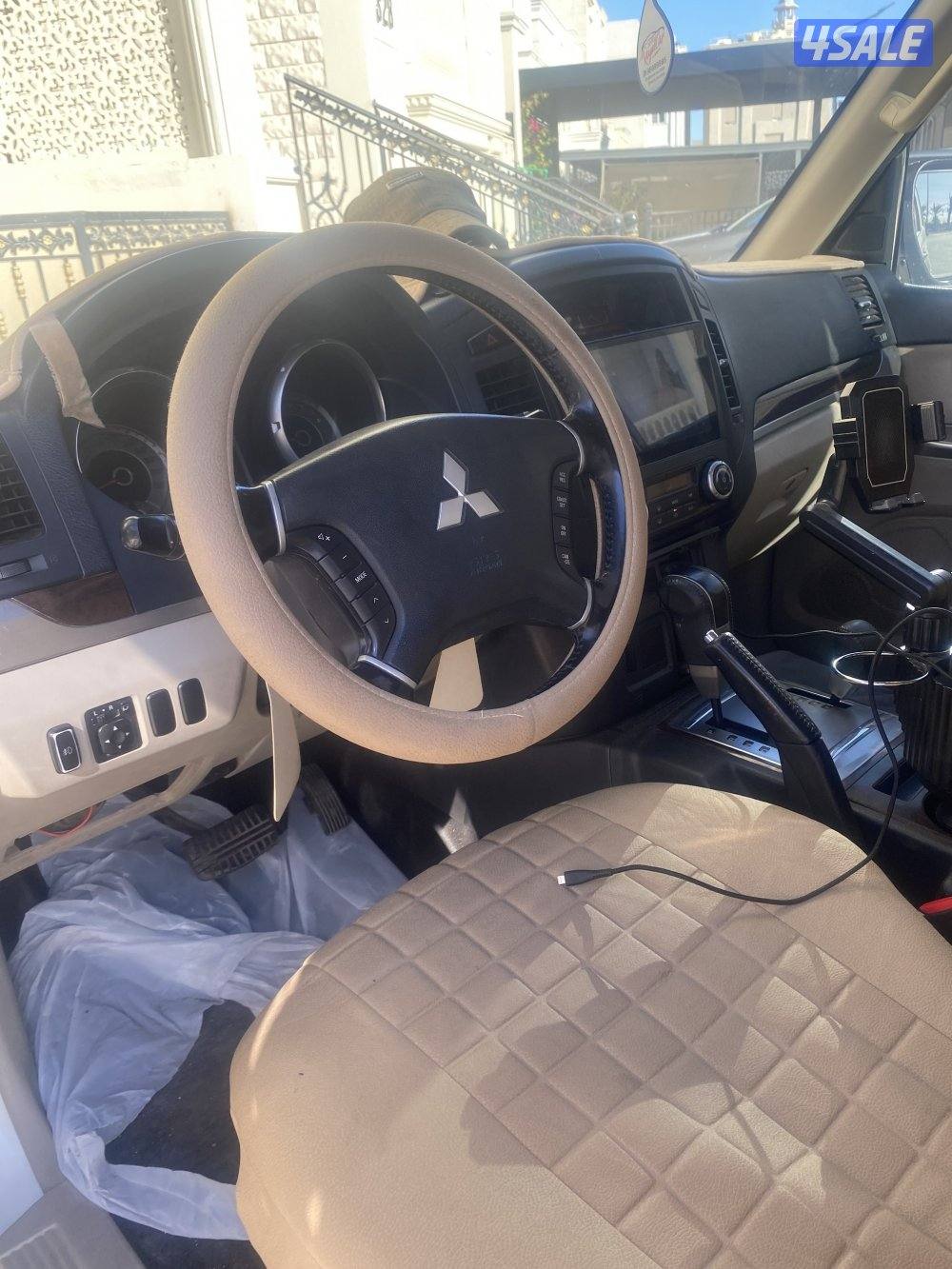 للبيع باجيرو شرط الفحص قير ماكينة شاصي مرفق الصوره ماشي ٢٩٨ ابيض اللون5